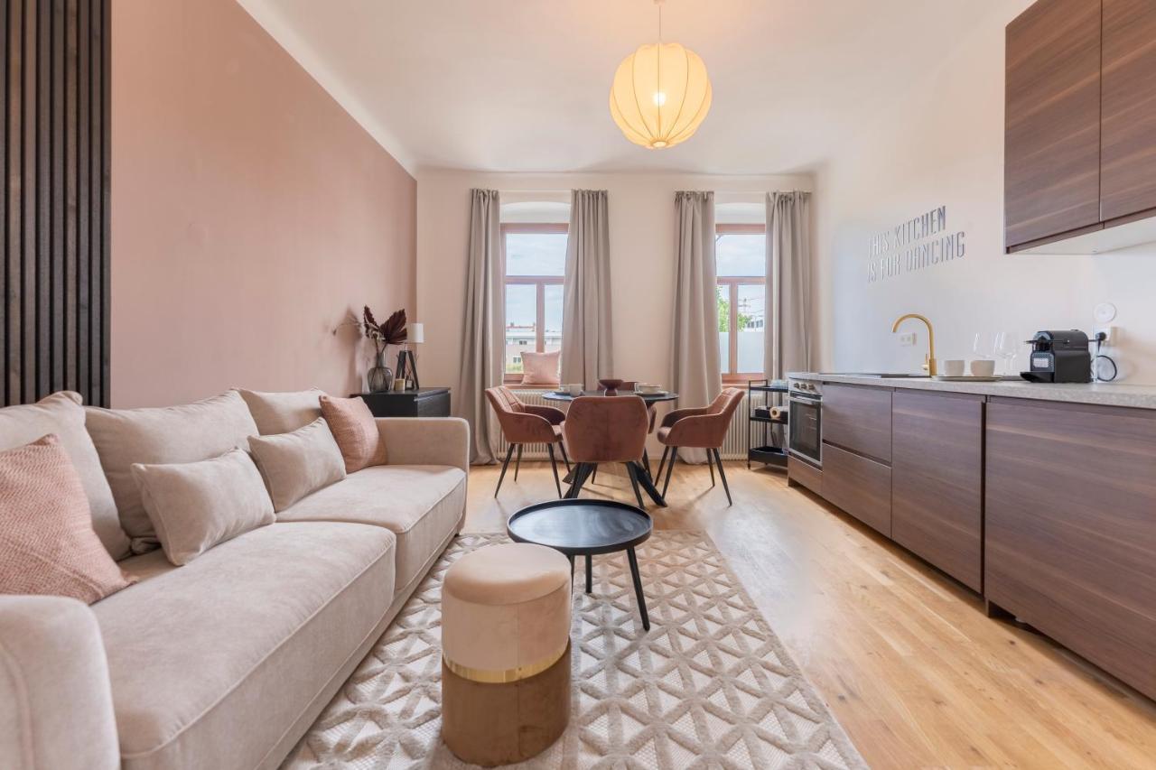 סנט פולטן City Lounge Appartement Am Hauptbahnhof מראה חיצוני תמונה