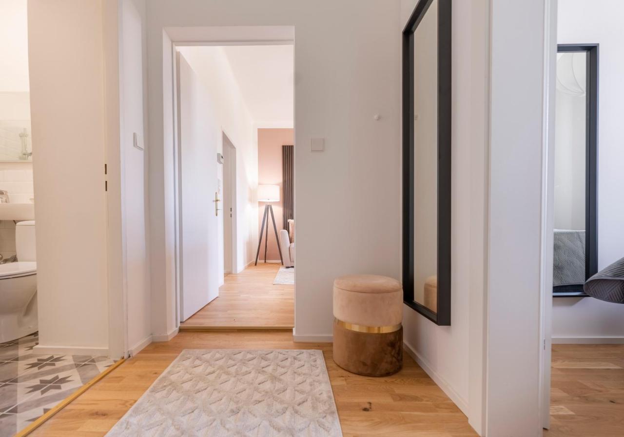 סנט פולטן City Lounge Appartement Am Hauptbahnhof מראה חיצוני תמונה