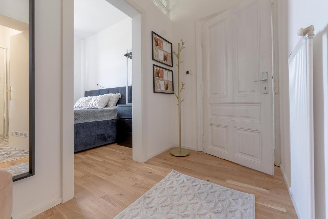 סנט פולטן City Lounge Appartement Am Hauptbahnhof מראה חיצוני תמונה